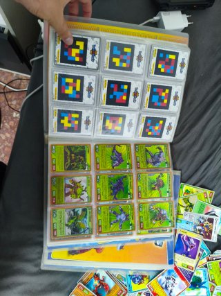 +1500 cartas de Invizimals