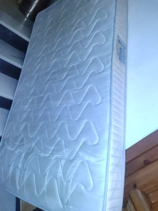 Somier madera 105 cm y colchon
