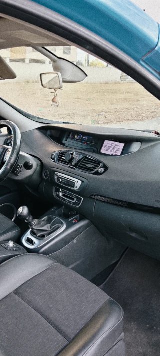 Renault Scenic 2013