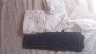 Conjunto Chaqueta Rayas y Pantalón Blanco