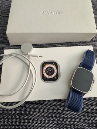 Apple Watch Ultra GPS + Cellular Titanio Serie 1
