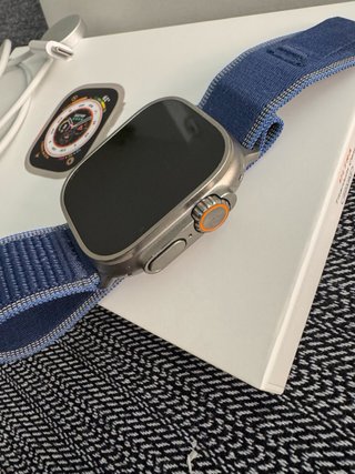 Apple Watch Ultra GPS + Cellular Titanio Serie 1