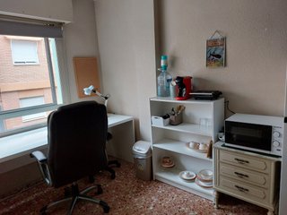 Alquiler habitación - Próxima a Universidad -