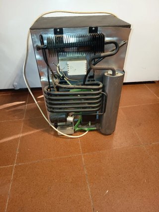 Mini nevera portátil