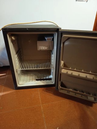 Mini nevera portátil