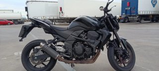 Kawasaki Z750 Naked Negra