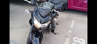 Kawasaki Z750 Naked Negra