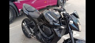 Kawasaki Z750 Naked Negra