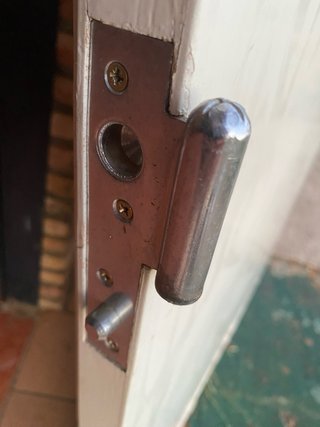 Puerta exterior madera maciza
