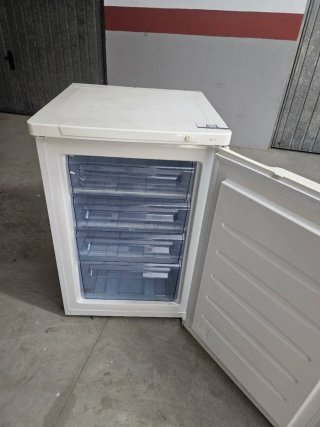 Congelador blanco