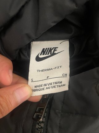 Chaqueta Nike acolchada negra