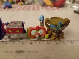 Super Things 8 Figuras PVC 2cm