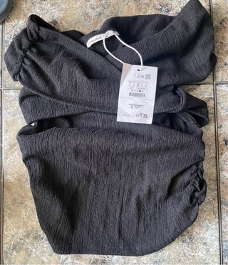 Top Pull&Bear cruzado negro