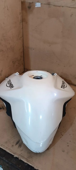 Depósito Gasolina Triumph Tiger 800 XCX Blanco