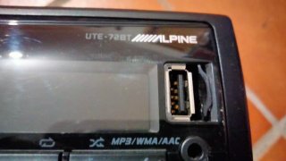 Radio Coche Alpine UTE-728T Bluetooth USB
