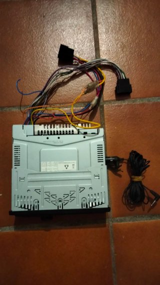 Radio Coche Alpine UTE-728T Bluetooth USB