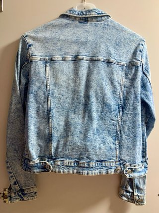 Chaqueta vaquera Stradivarius azul