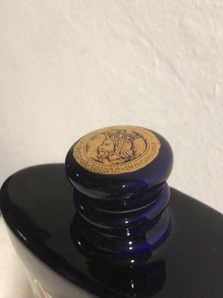 Garrafa Cerâmica Whisky Sovereign 25 Anos