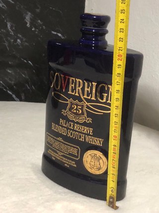 Garrafa Cerâmica Whisky Sovereign 25 Anos