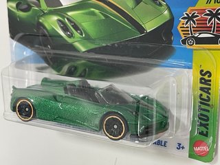 Hot Wheels Pagani Huayra Roadster 1:64 Verde.