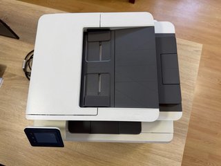 Impressora Multifuncional HP Color LaserJet Pro MF