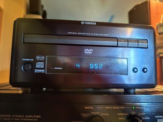 Reproductor DVD Yamaha E-810 Negro