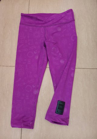 Mallas Capri Zumba Moradas Estampadas