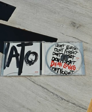 CD Demi Lovato Don't Forget