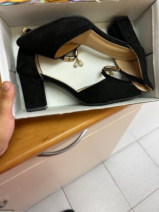Zapatos negros
