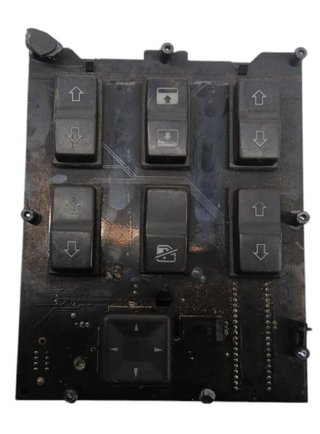 234853 yub100910 mando land rover range rover (lp)