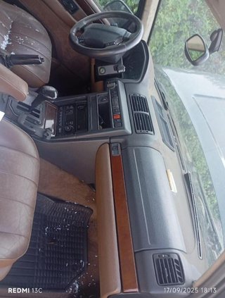 234853 yub100910 mando land rover range rover (lp)
