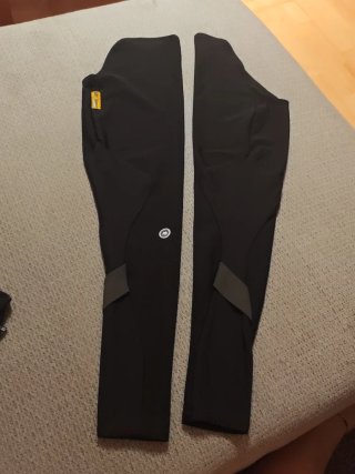 Perneras Assos Legwarmer EV07 Negras