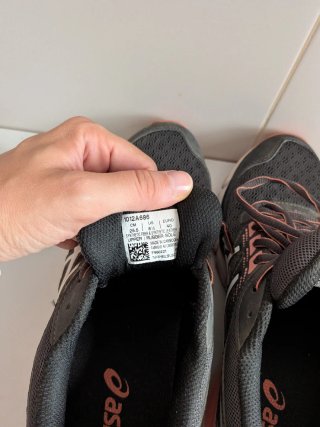 Scarpe Asics donna nere e rosa