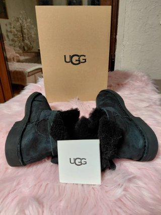 Stivali UGG Elisa Neri Taglia 39