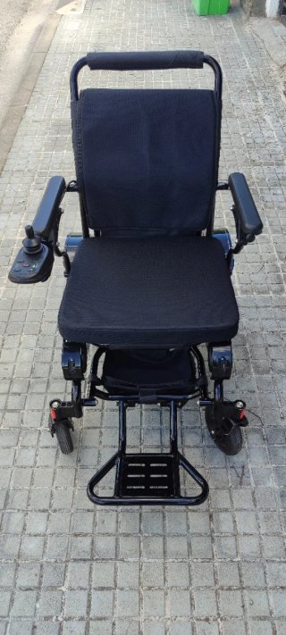 Silla de ruedas eléctrica plegable