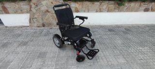 Silla de ruedas eléctrica plegable