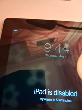 iPad 4a Gen A1458 grigio