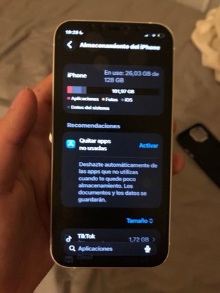 iPhone 12 Apple