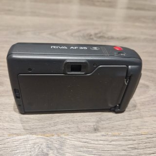 Fotocamere vintage MINOLTA Riva AF35 e Minolta 130