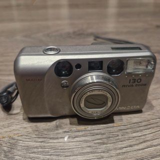 Fotocamere vintage MINOLTA Riva AF35 e Minolta 130
