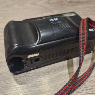 Fotocamere vintage MINOLTA Riva AF35 e Minolta 130