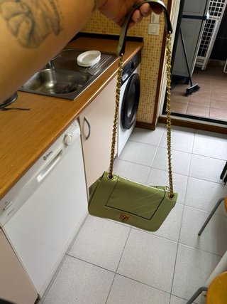Bolso verde acolchado