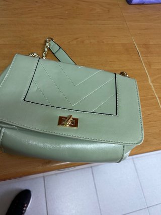 Bolso verde acolchado