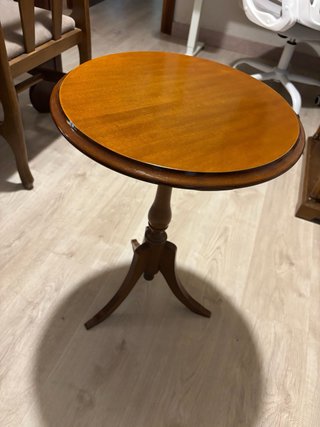 Muebles de Madera Vintage (Mesa+sillas+mesitas