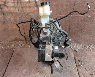 Toyota Yaris (Repuestos) motor 1.3 VVTI 1NR FE