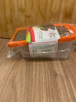 Grattugia Due Esse con Contenitore Arancione