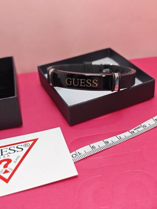 Pulsera Guess Hombre Acero y Goma Ajustable
