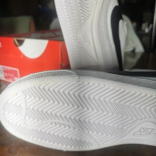 Nike Court Royale T45 Blancas y Negras