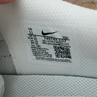Nike Court Royale T45 Blancas y Negras
