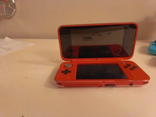 Nintendo 2DS XL Edizione Pokeball